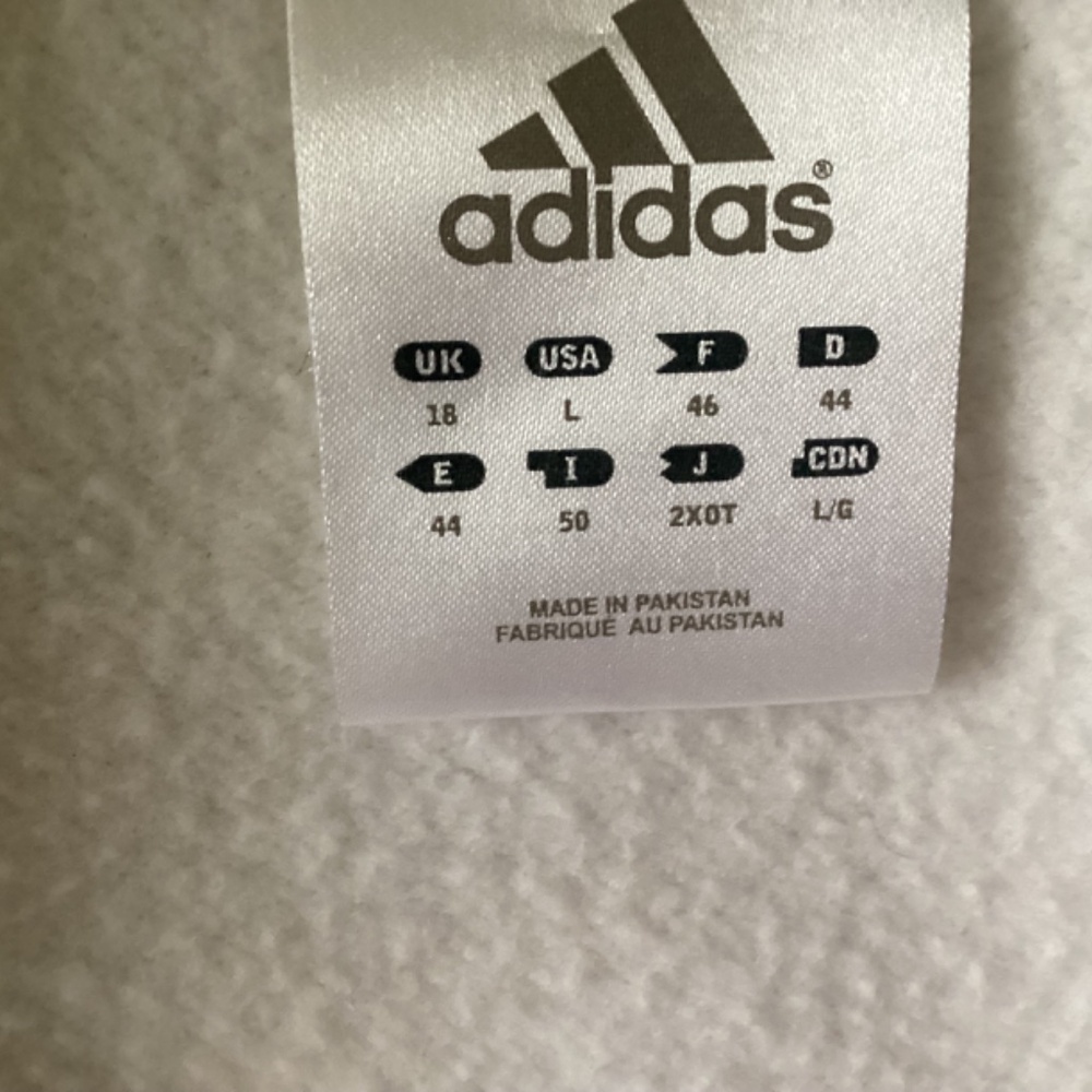 Adidas jacket - Picture 6 of 6